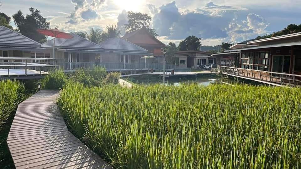 Jeerang Countryside Resort Mae Hong Son Exterior photo